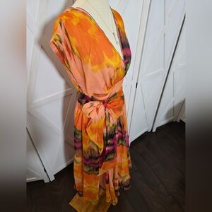 Sandy Starkman - Vibrant Orange and Yellow Ruched Sleeveless Tiered Midi Dress